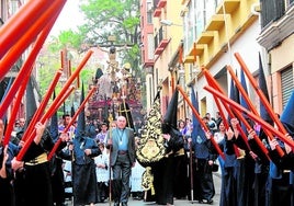 Die Bruderschaft der Salesianos beginnt ihren Umzug am Mittwoch an der Plaza de Capuchinos.