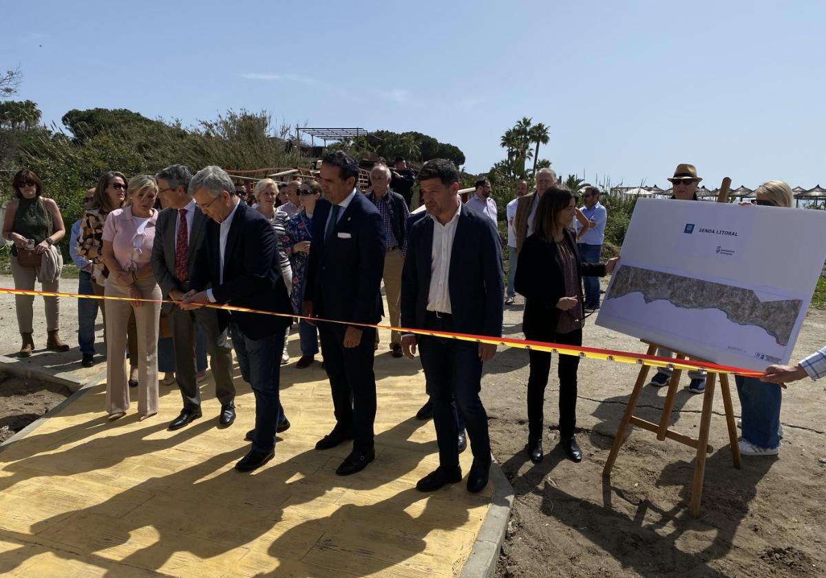Neuer Abschnitt des Küstenwegs in Estepona eingeweiht