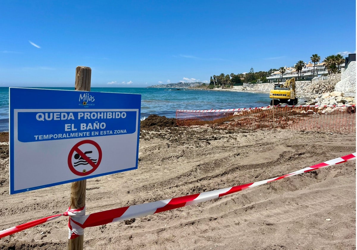 Strand Charcón in Mijas für mehrere Wochen geschlossen