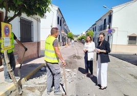 Ordóñez-Straße, wo die ersten Asphaltierungsarbeiten durchgeführt werden.