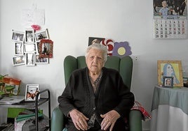 Sie liebt Wortsuchrätsel und malt gerne, Clementina Hernández Fuentes ist 103 Jahre alt und lebt in Zamora.