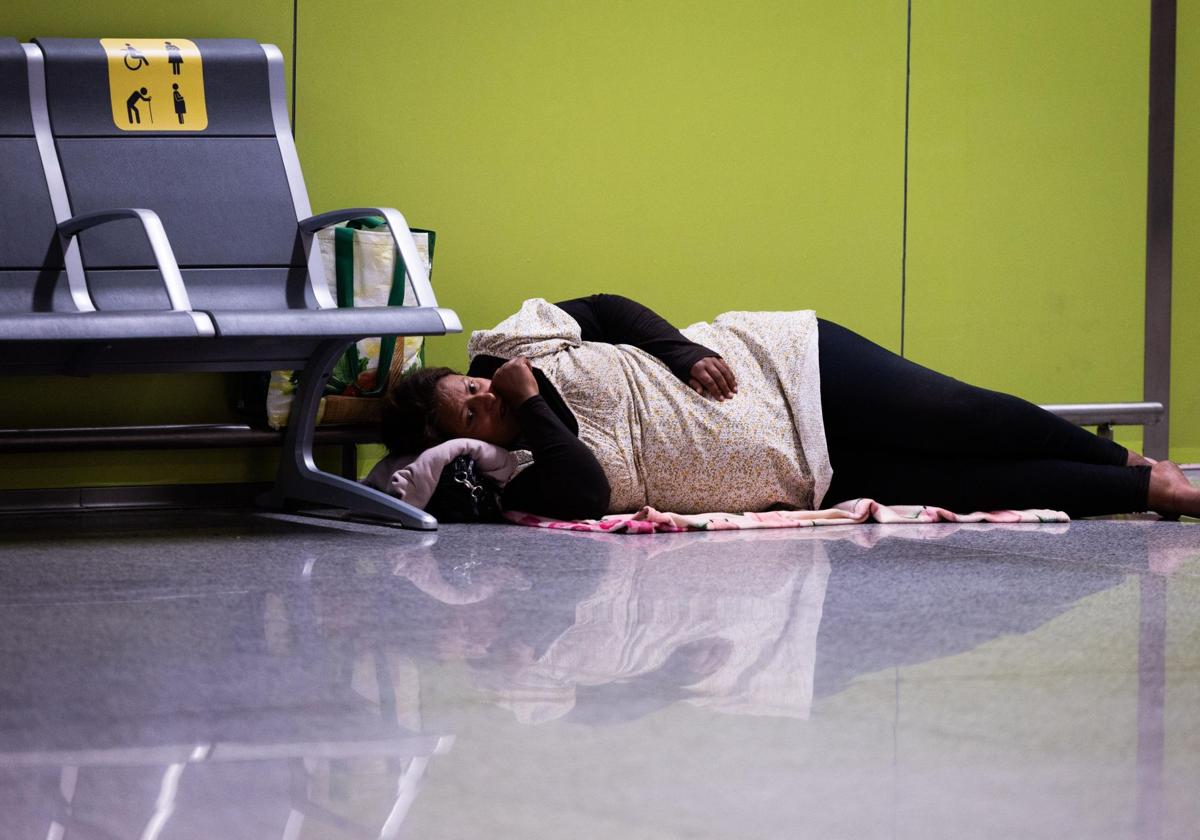 Flughafen von Málaga beginnt mit nächtlichen Zugangskontrollen gegen Obdachlose