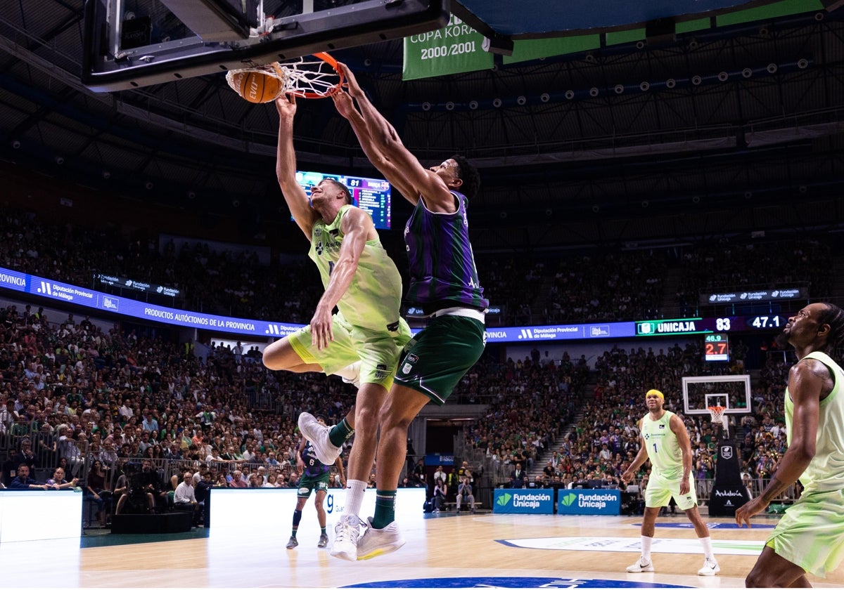 Unicaja steht nach kolossalem Kampf gegen Barcelona vor dem Abgrund