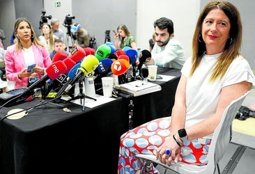 Leire Díez am Mittwochmorgen während der Pressekonferenz.