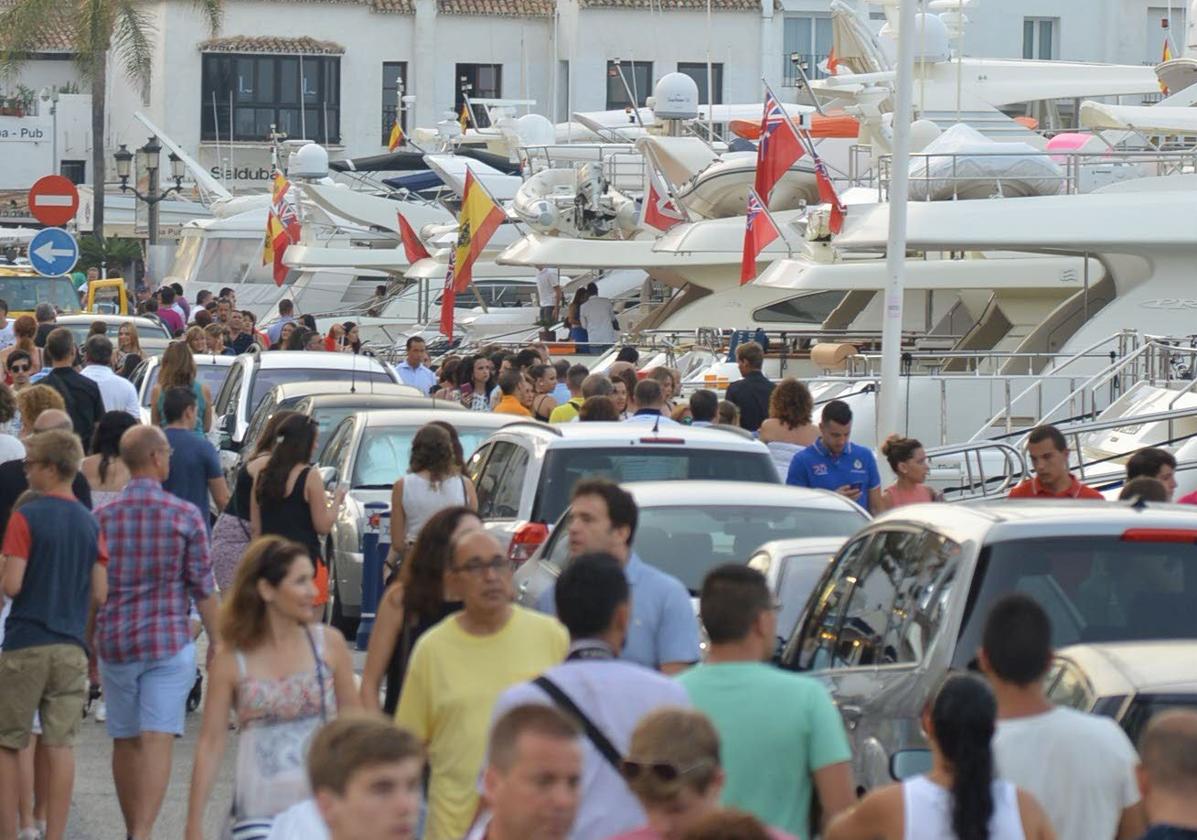 Andalusische Sportboothäfen erwarten einen Rekordsommer