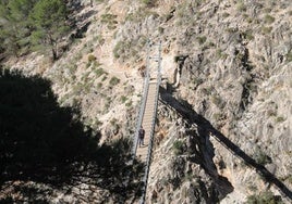 Die neue Hängebrücke zwischen Canillas de Aceituno und Sedella.