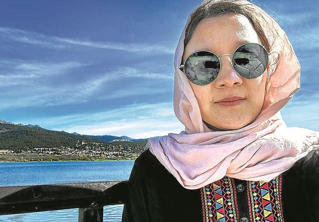 Die in Andalusien lebende Marwa stand plötzlich ohne ihren Berufsabschluss als Architektin und Innenarchitektin da.