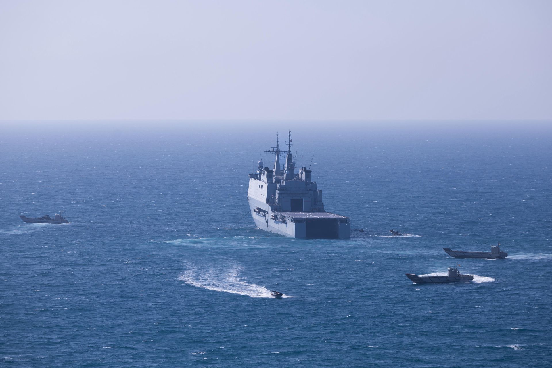 Die Militärschau am Strand von Málaga in Fotos
