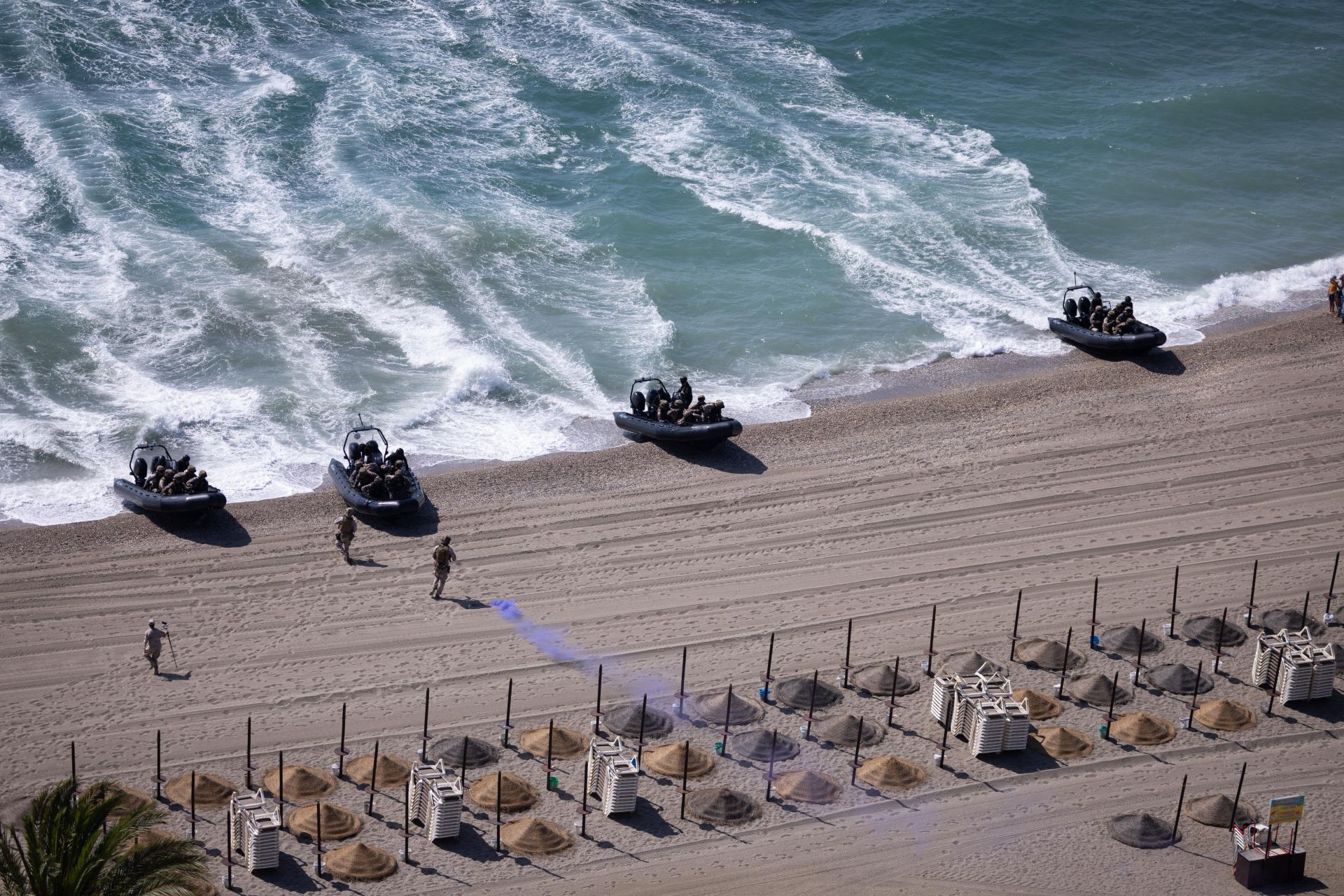 Die Militärschau am Strand von Málaga in Fotos