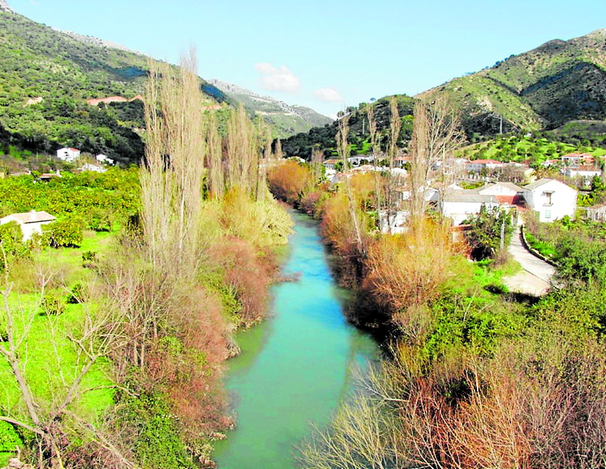 Der Ortsteil Estación de Jimera liegt direkt am Ufer des Guadiaro