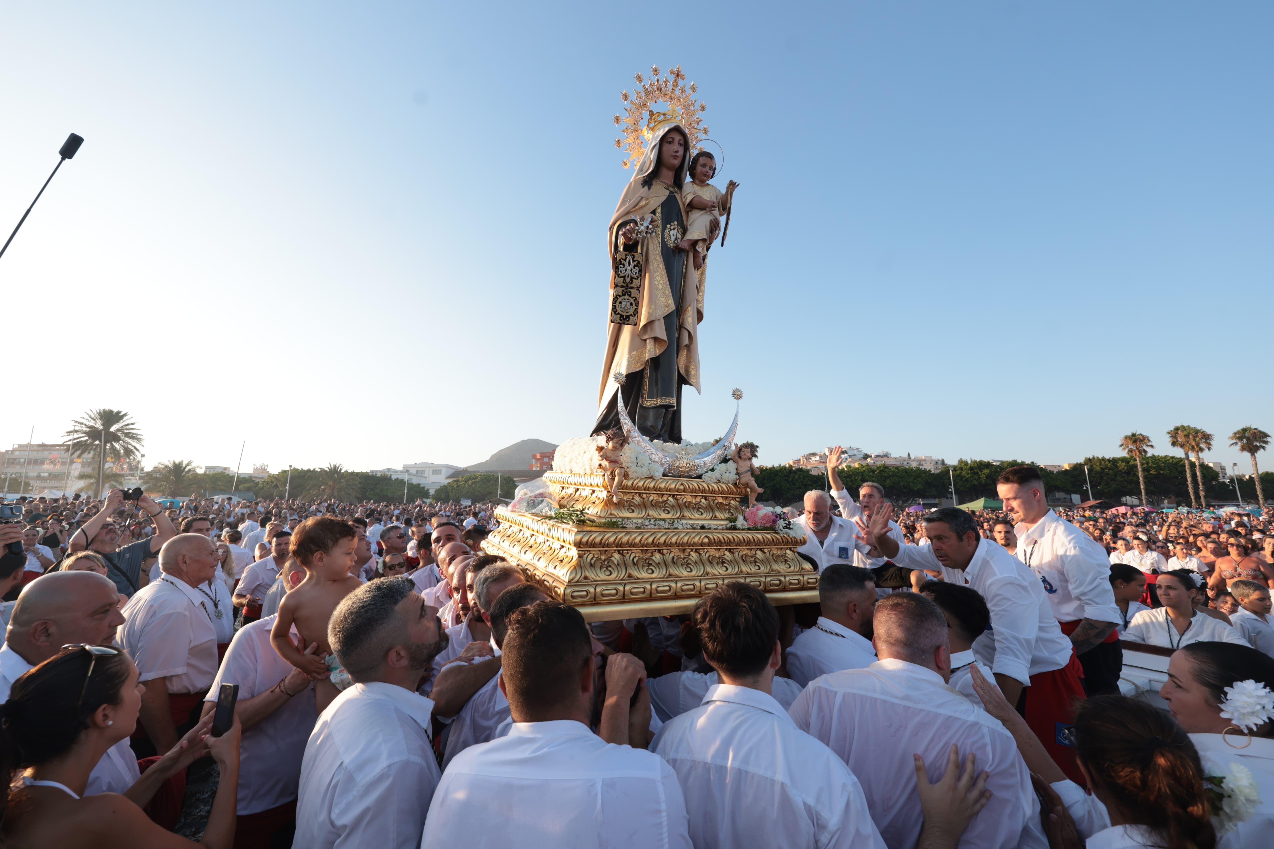 Procesión de la Virgen del Carmen en El Palo