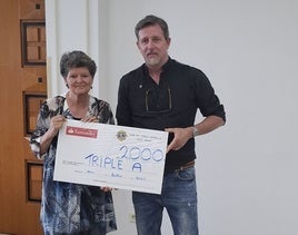 Lions Club spendet 2.000 Euro für Tierheim von Triple A in Marbella