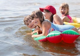 Jeden Sommer kommt es zu Unfällen mit Luftmatratzen.