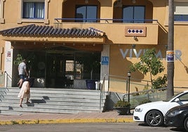 Das Hotel, dessen Eintragung in das Tourismusregister im Dezember gelöscht wurde, arbeitet weiterhin normal.