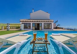 Die meisten der Luxus-Lanhäuser verfügen über Swimmingpools.