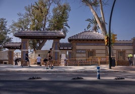 Die neue Fassade des Strandbads nach ihrer sorgfältigen Restaurierung.