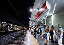 Vorortzüge Málaga-Fuengirola.