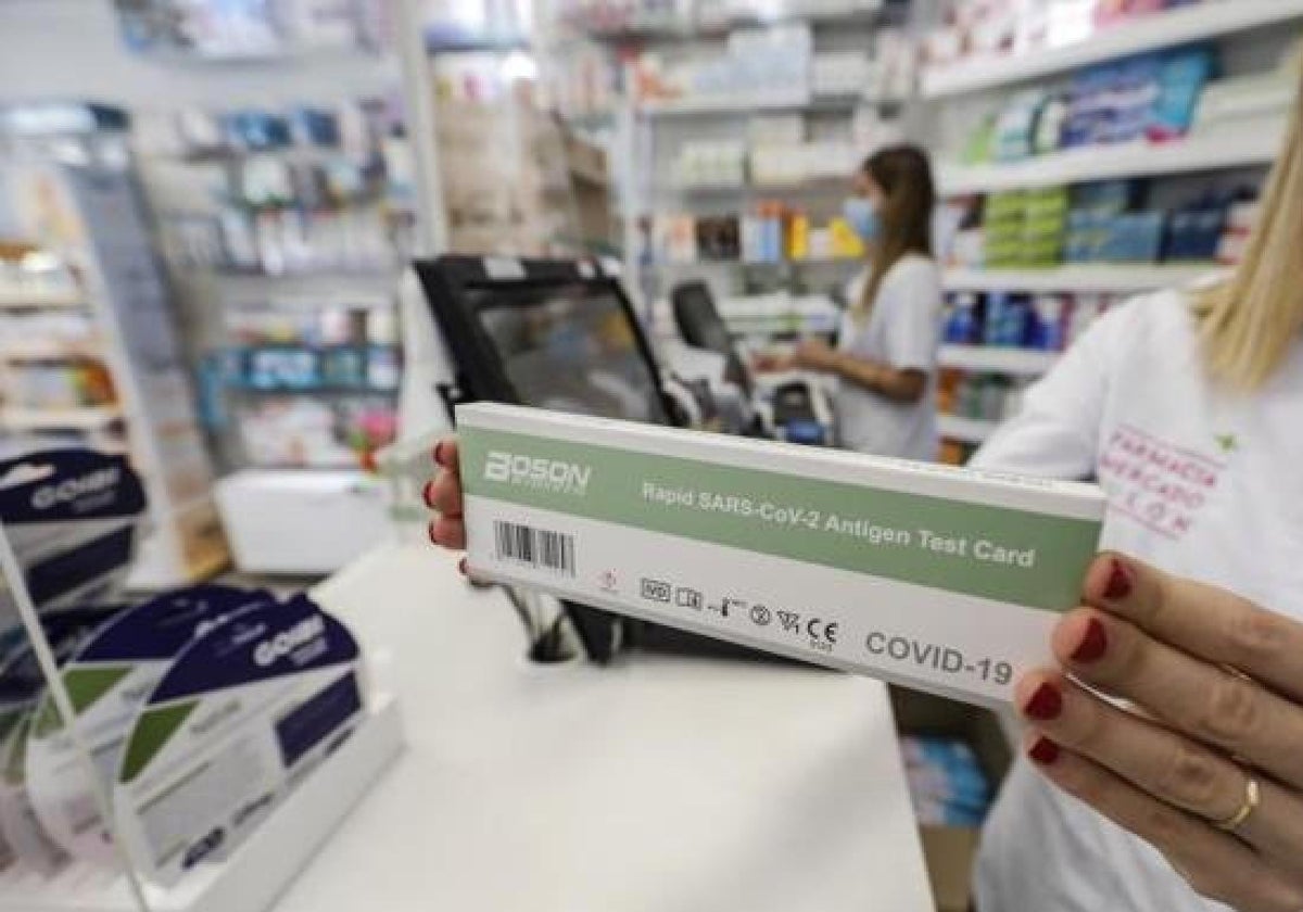 Covid-Tests sind wieder gefragt in den Apotheken.