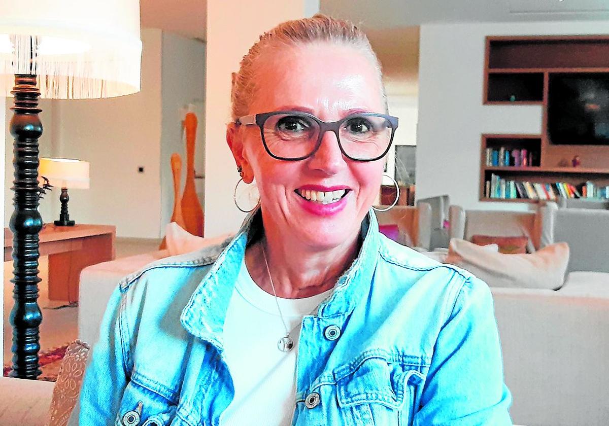 Christiane Rudigier hält einen Vortrag über Gesundheitsvorsogre und Selbstbestimmung im Alter.