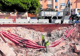 Bauarbeiten im Arroyo El Pinillo.