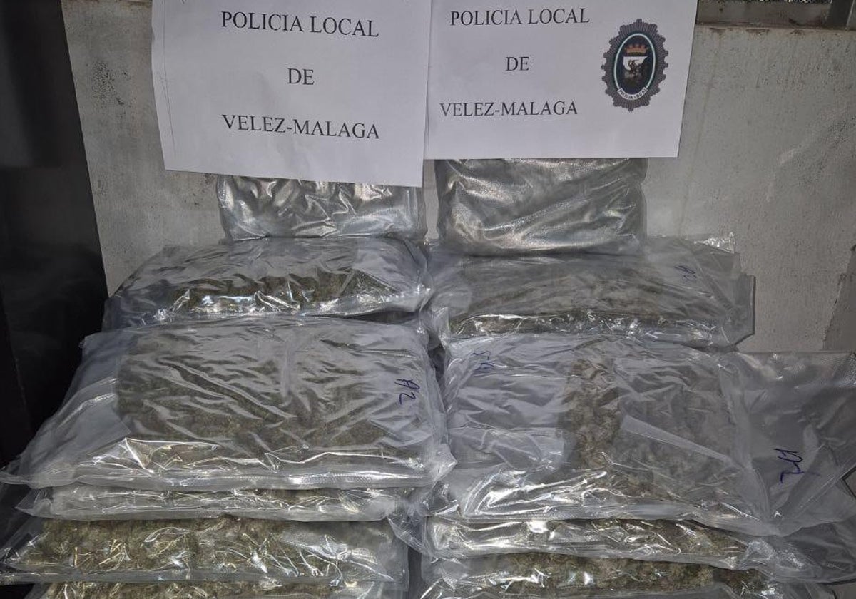 Verfolgungsjagd der Polizei in Torre del Mar endet mit Beschlagnahme von 77 Kilo Marihuana