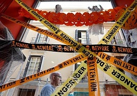 Halloween-Feierlichkeiten in den Städten und Dörfern im Hinterland der Provinz Málaga