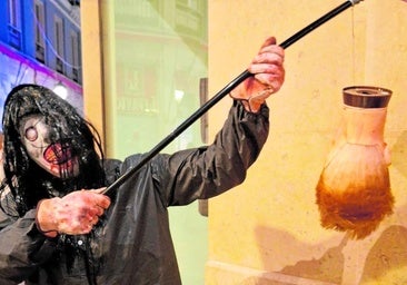 Halloween verwandelt die Küstenstädte der Provinz Málaga wieder in einen thematischen Gruselpark