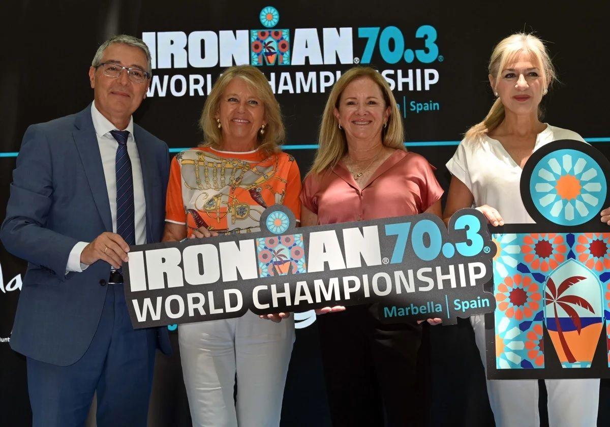 Salado, Muñoz, Bertsch und Del Pozo, bei der Präsentation der Ironman 70.3 World Championship in Marbella.