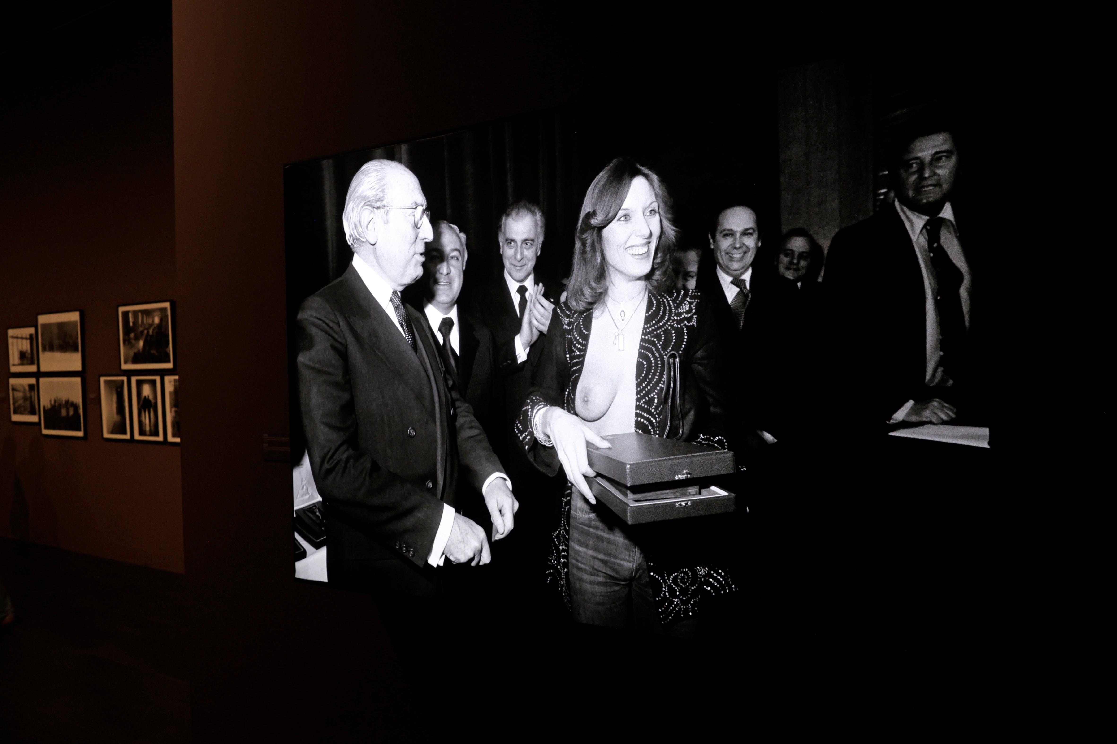 Fotoreporterin Marisa Flórez weiht neue Räumlichkeiten ein