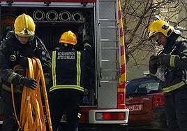 Archivbild von Feuerwehrleuten aus Málaga.