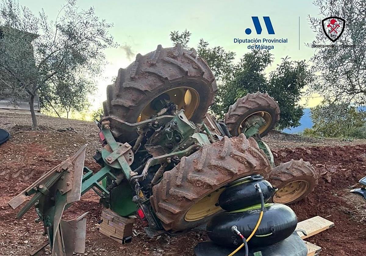 Arbeitsunfall in Coín: 74-Jähriger stirbt unter einem Traktor begraben