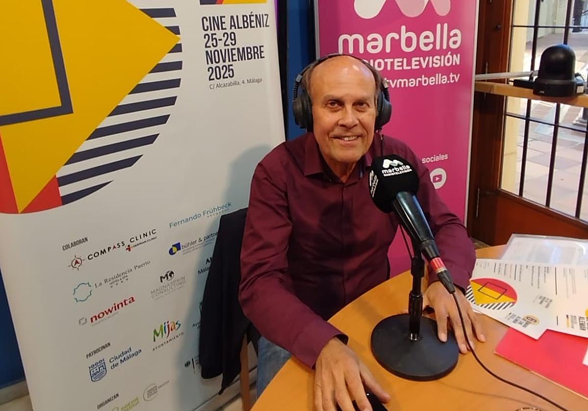 Uwe Scheele, Chefredakteur von Sur deutsche Ausgabe in der Radiosendung am Donnerstag.