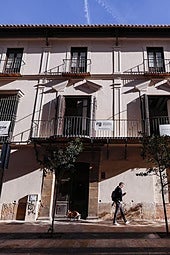 Das Gebäude, an dem Arbeiten an der Fassade durchgeführt wurden.