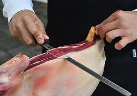 Verkostungen und Konzerte auf der Feria de la Chacina in Benaoján in der Serranía de Ronda