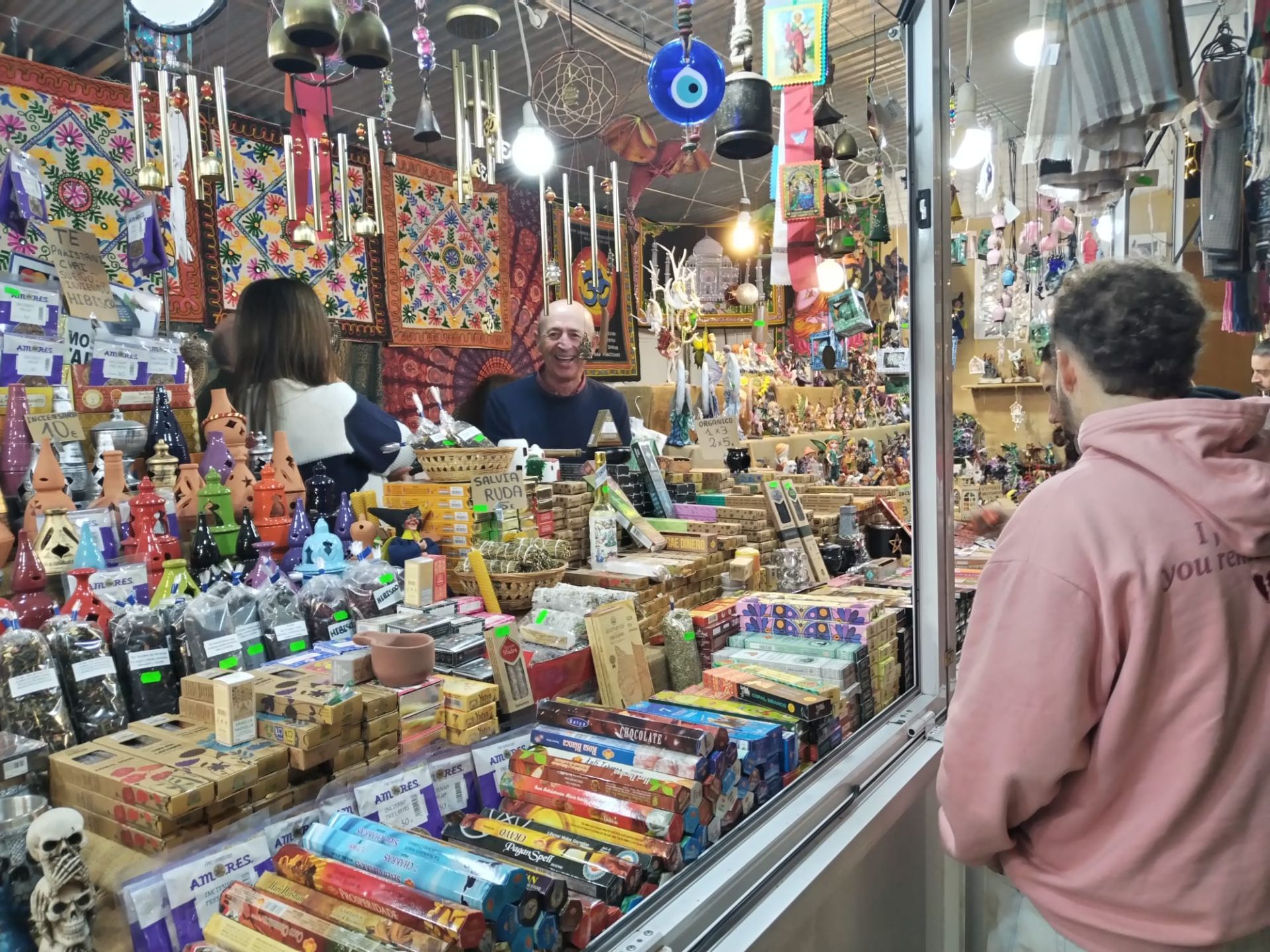 Weihnachtsmarkt am Paseo del Parque in Málaga wieder geöffnet