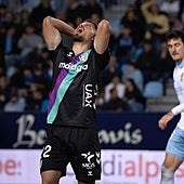 Málagas Dani Lorenzo trauert einer verpassten Chance am Montagabend nach.