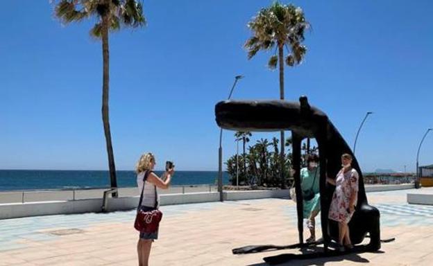 Foreign tourist numbers plummet in Spain to just 14% of 2019 levels