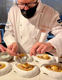 Imagen secundaria 2 - Calaspara rice, Monastrell wine-tasting and Chef Pablo González.