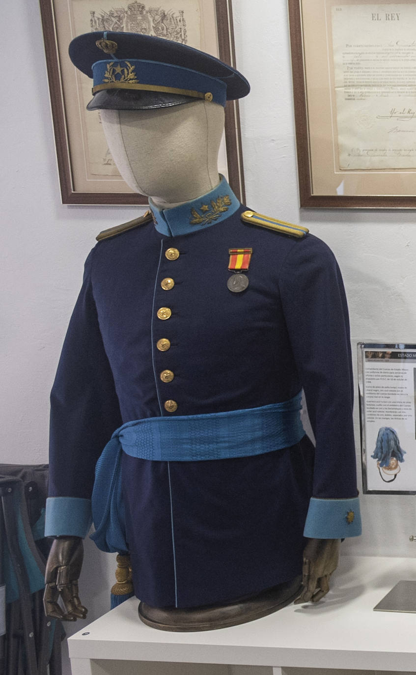 In a building in Plaza San Francisco in Malaga is one of the most important military uniforms collection in Spain 
