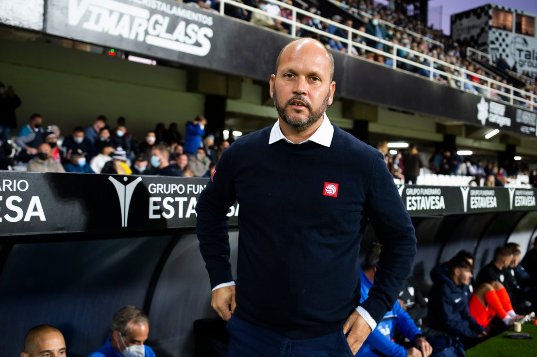 Malaga lose away to Cartagena and continue without an away win.