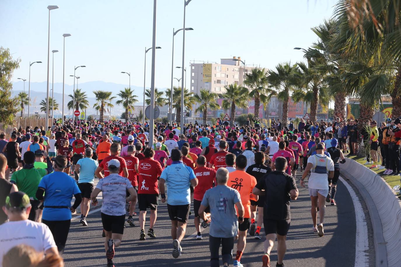 Almost 7,000 people participated in the Malaga half marathon on Sunday.