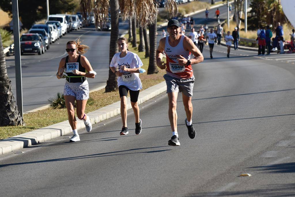 More than 1,300 people took part in races of 21, 10 or five kilometres on Sunday in support of Proyecto Hombre
