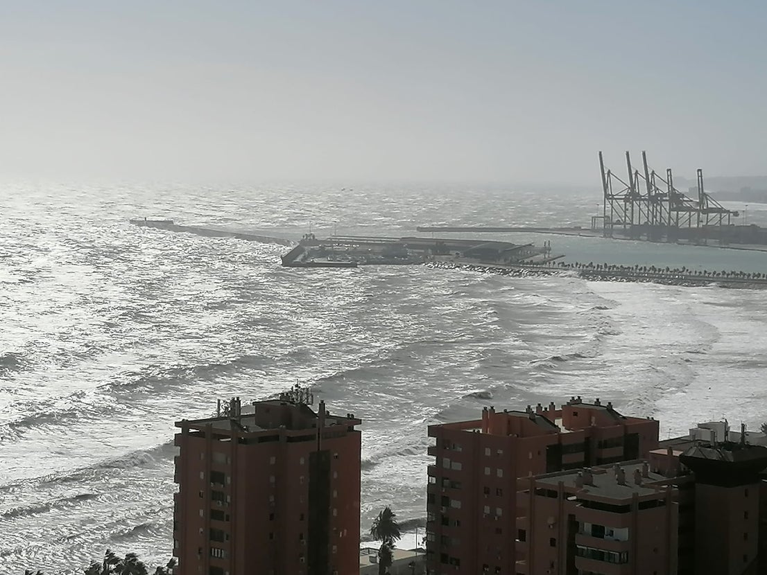 Two people were injured in Malaga province and a beach bar in Fuengirola was flattened. 