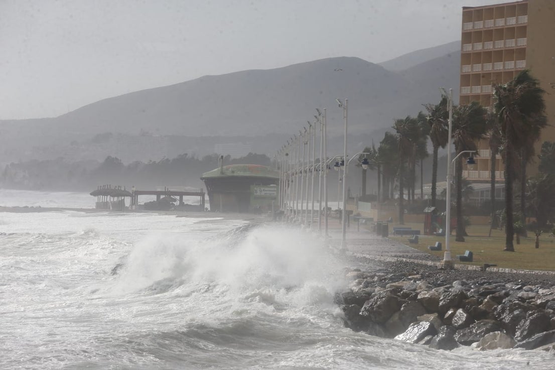 Two people were injured in Malaga province and a beach bar in Fuengirola was flattened. 