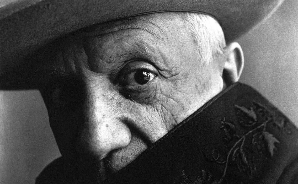 Pablo Picasso, photographed in Cannes. 