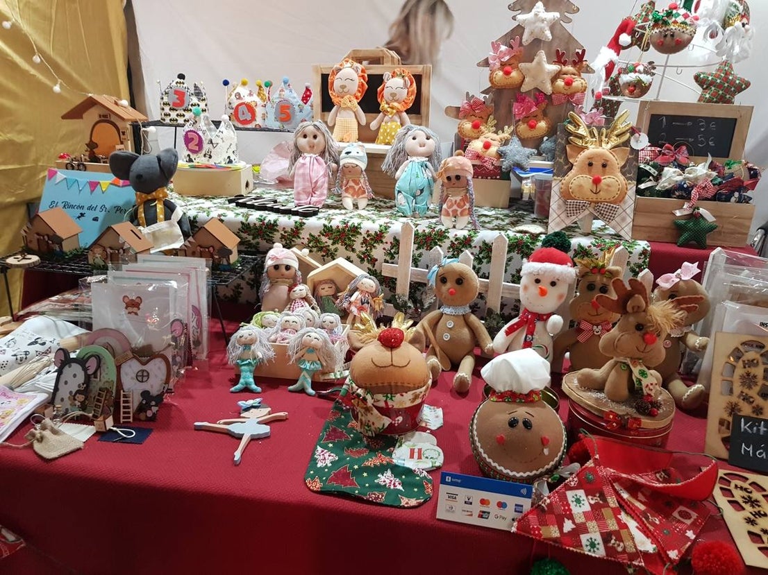 Entertainment at the Torrox International Christmas market.