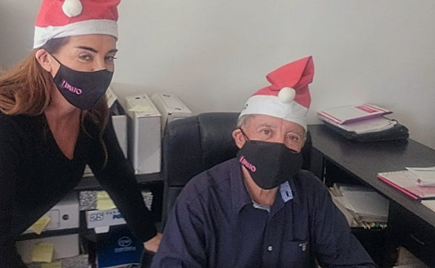 Pedro Pablo Hoz and his daughter Mónica. 