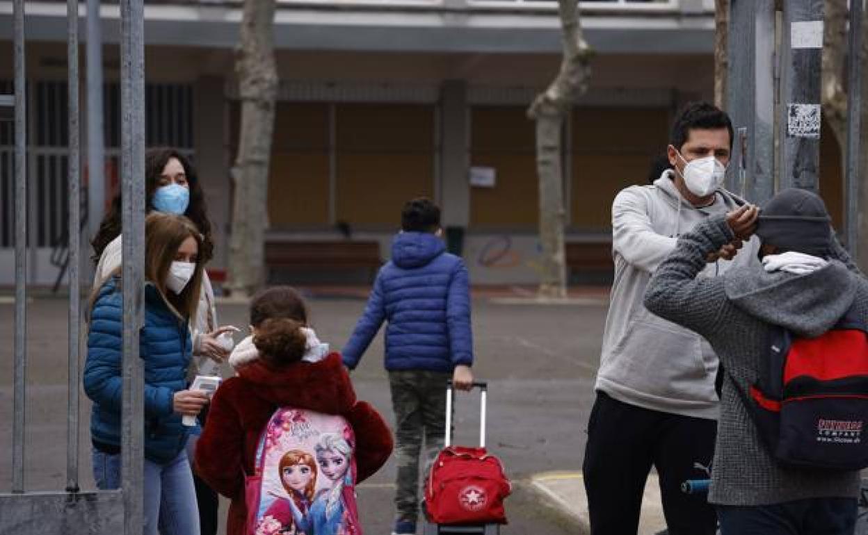 Five Covid-19 infections in one school class is grounds for quarantine