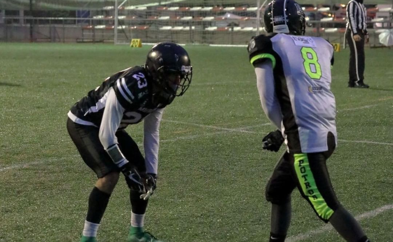  The Fuengirola Potros in action during their season-opening defeat against the Murcia Cobras. 