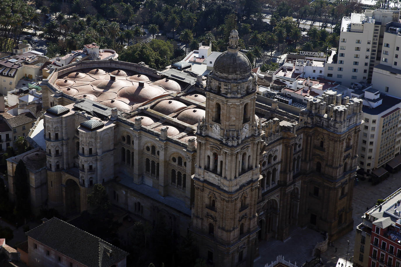 Since 1986, the Spanish National Police have been watching criminals from above in their Air Unit. 